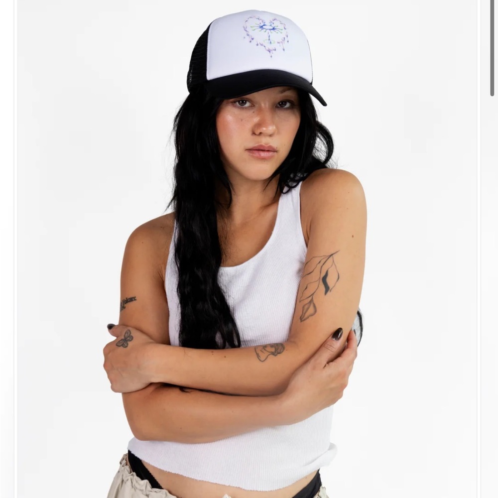 Siren Basics Trucker Hat Baseball Cap